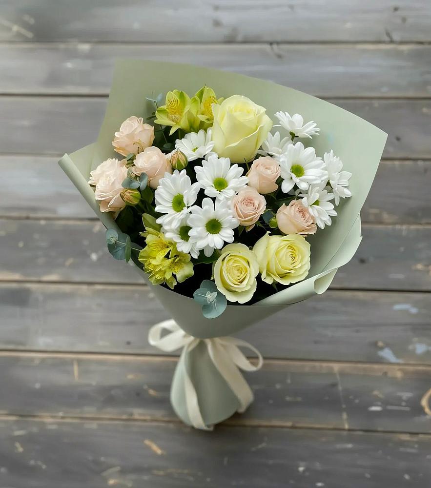 Букет цветов из: Альстромерии, Розы и Хризантемы в Советский Ленинградской области