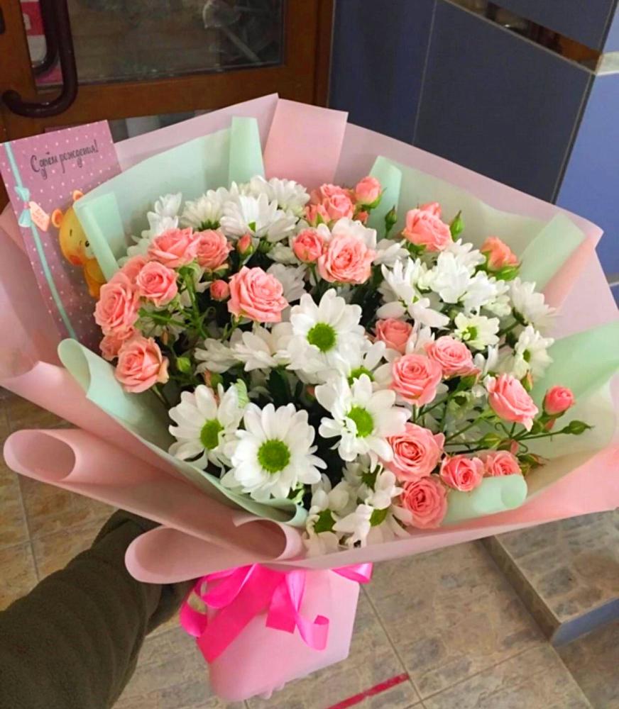 Букет цветов из: Розы и Хризантемы в Советский Ленинградской области