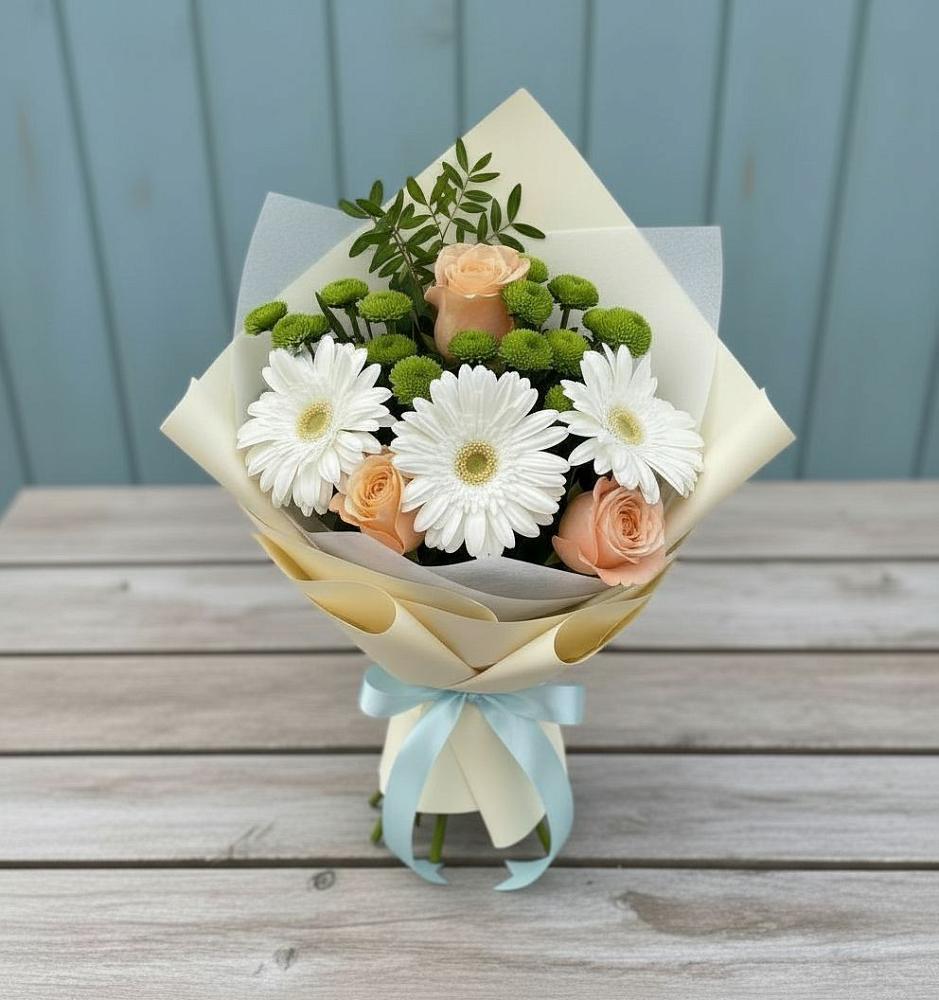 Букет цветов из: Герберы, Розы и Хризантемы в Советский Ленинградской области