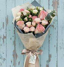 Букет цветов из:  Розы в Советский Ленинградской области