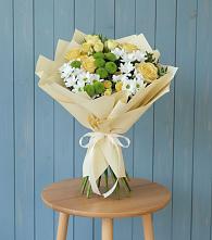 Букет цветов из:  Хризантемы и Розы в Советский Ленинградской области