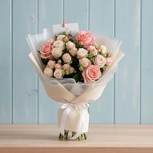 Букет цветов из:  Розы в Советский Ленинградской области