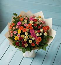 Букет Микс из разноцветных кустовых роз в Советский Ленинградской области